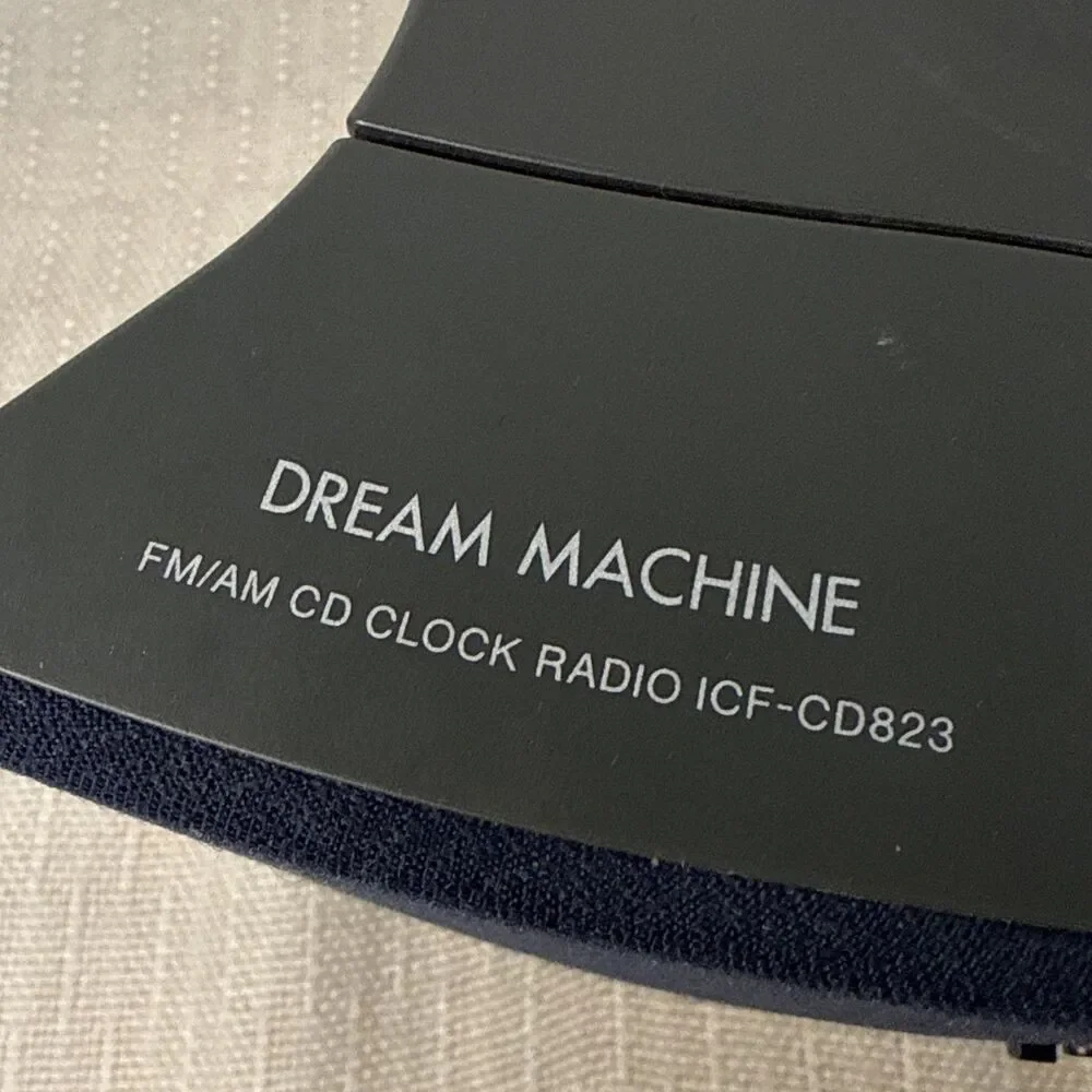 Sony Dream Machine ICF-CD823 FM AM CD Clock Radio Table Top Alarm Tuner Works